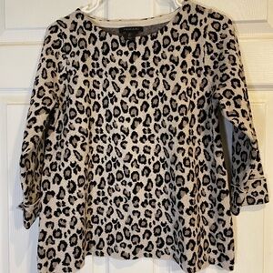 TAHARI Leopard Print 3/4 Sleeve Crewneck Pullover Sweater - Size Large